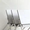 DORIANNA DESK, mesa colaborativa blanca con canto gris en ambiente