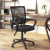 Silla operativa KAIA NEGRO ambientada en oficina