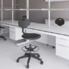 Luvella Cajero silla industrial ergonómica en laboratorio