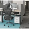 Silla de oficina Norah negro cabecera 10184, vista ambientada