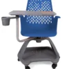 Silla escolar DARENA color Azul, vista frontal.